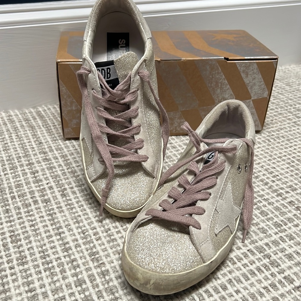 Golden goose superstar